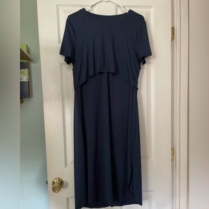 Beautiful navy blue nursing dress!